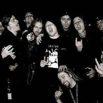 С музыкантами Katatonia и алкогольным опьянением, 2002.